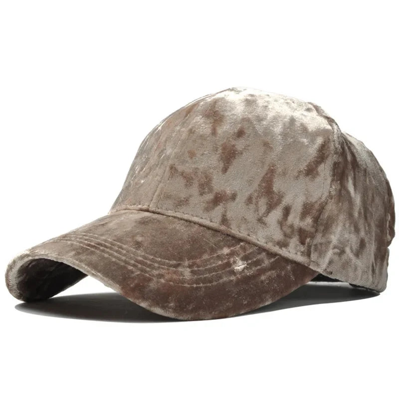 Casquette velours soie texturée chic