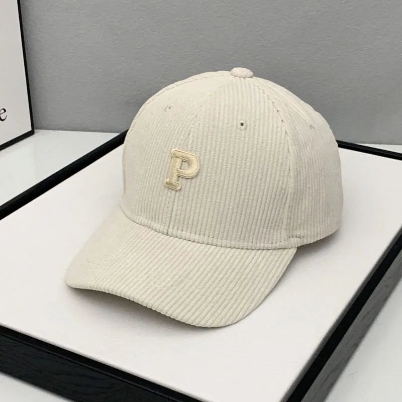 Casquette velours moelleuse audacieuse créative blanc pureté